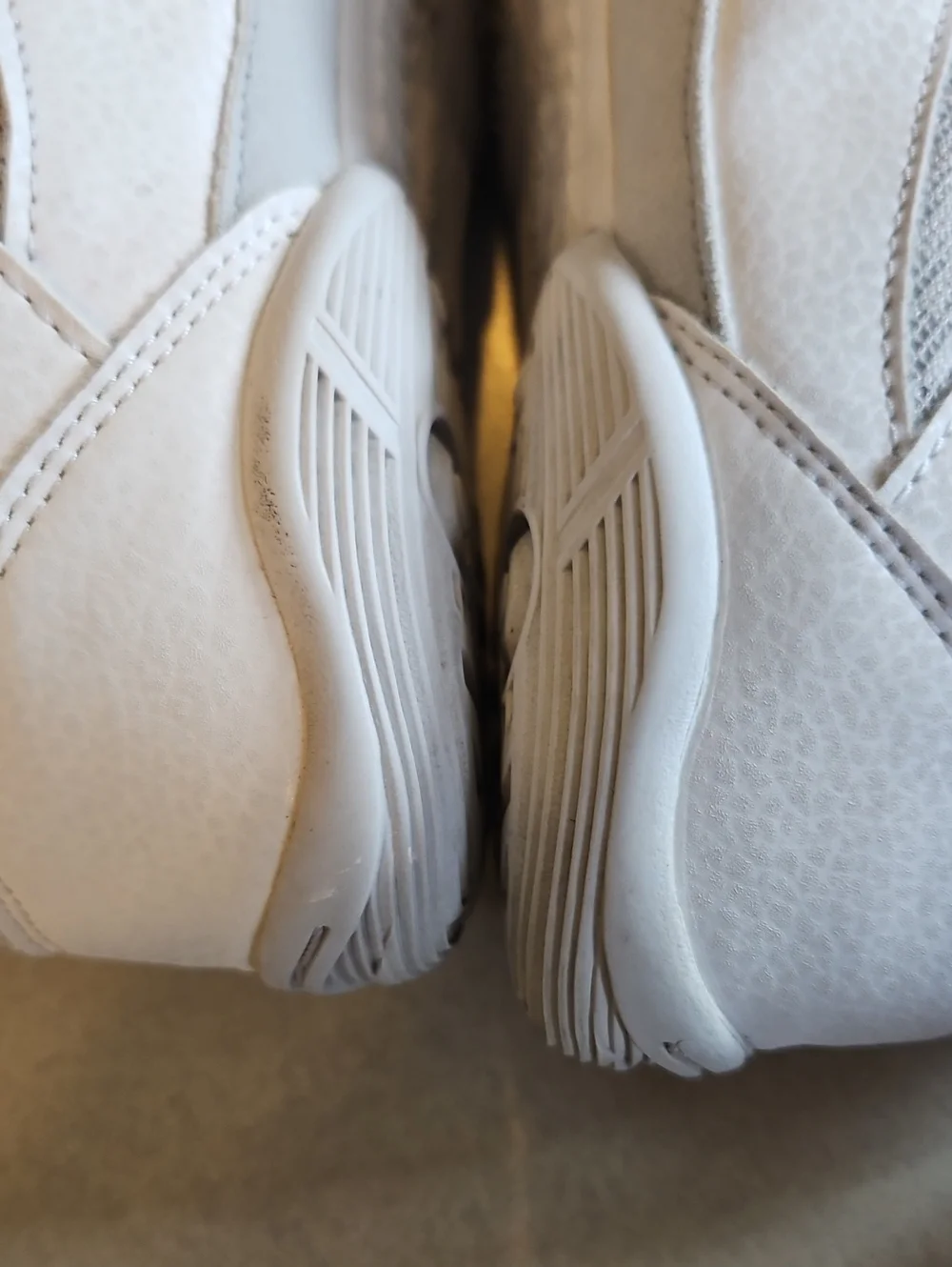 Asics pre owned